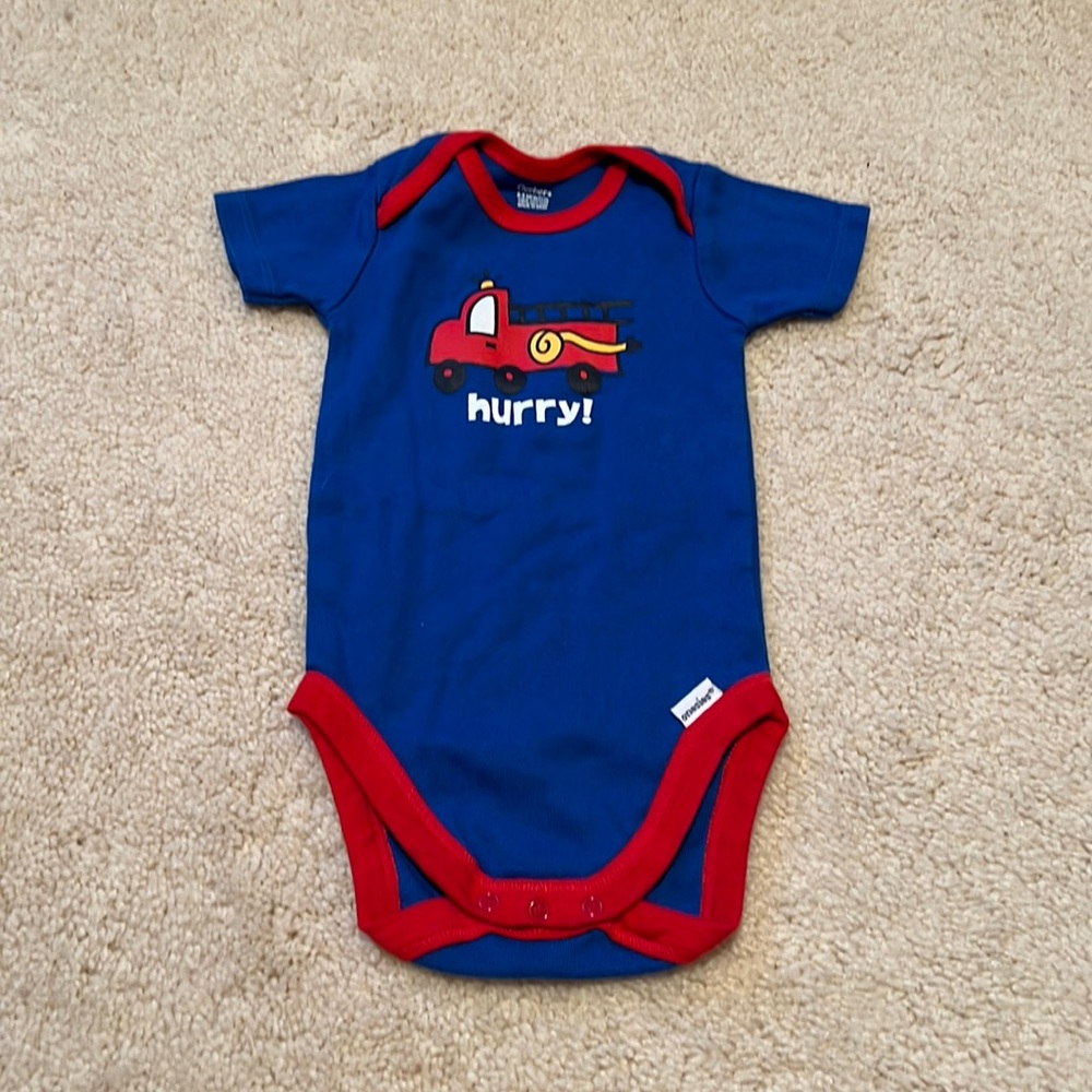 Cute onesie with fire truck, 6-9 months